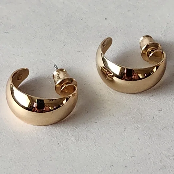 Shiny Gold-tone wide Hoop Earrings - Picture 1 of 4